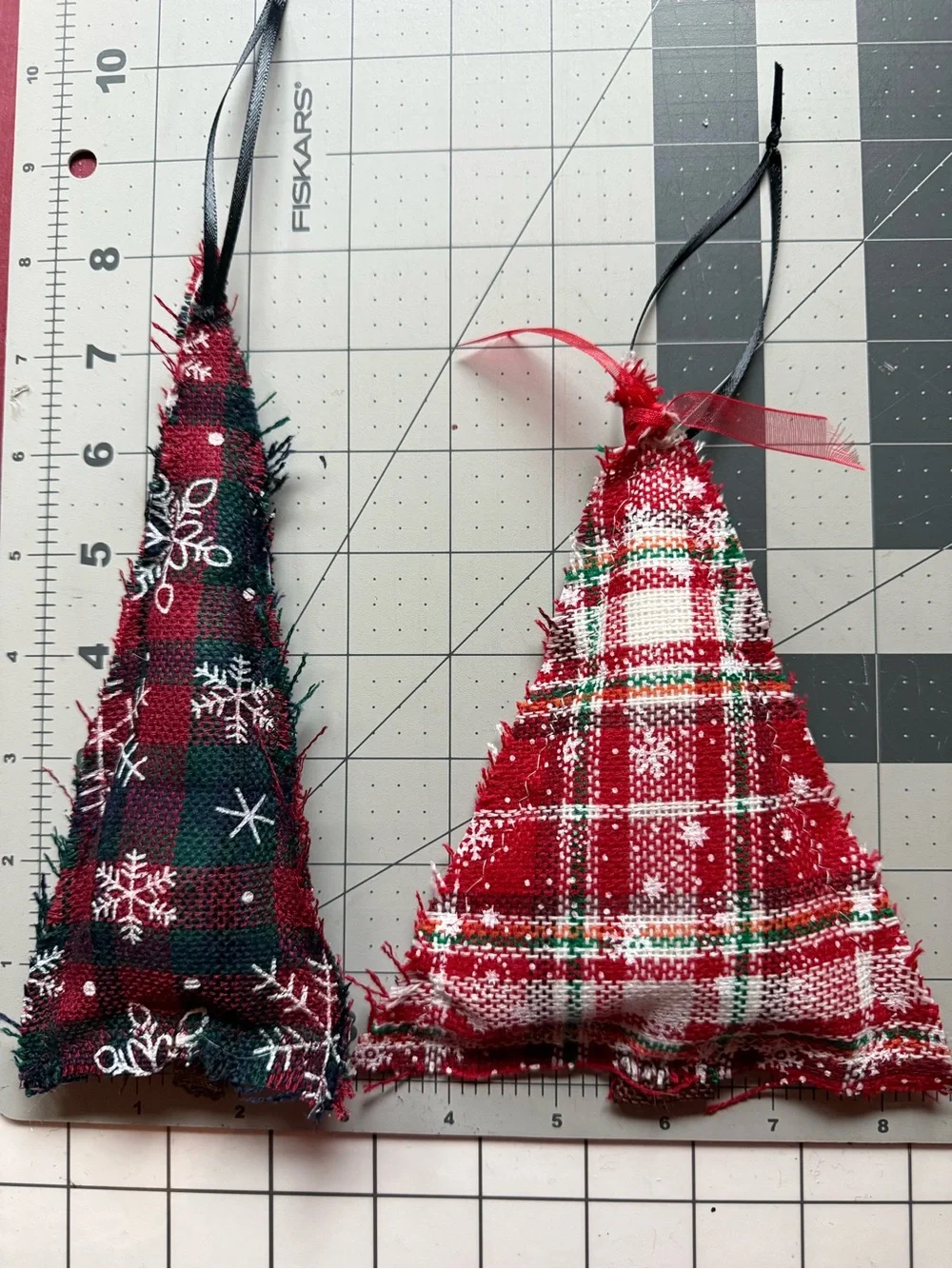 NEW 4 Ornaments Farmhouse Fabric Tree Handmade